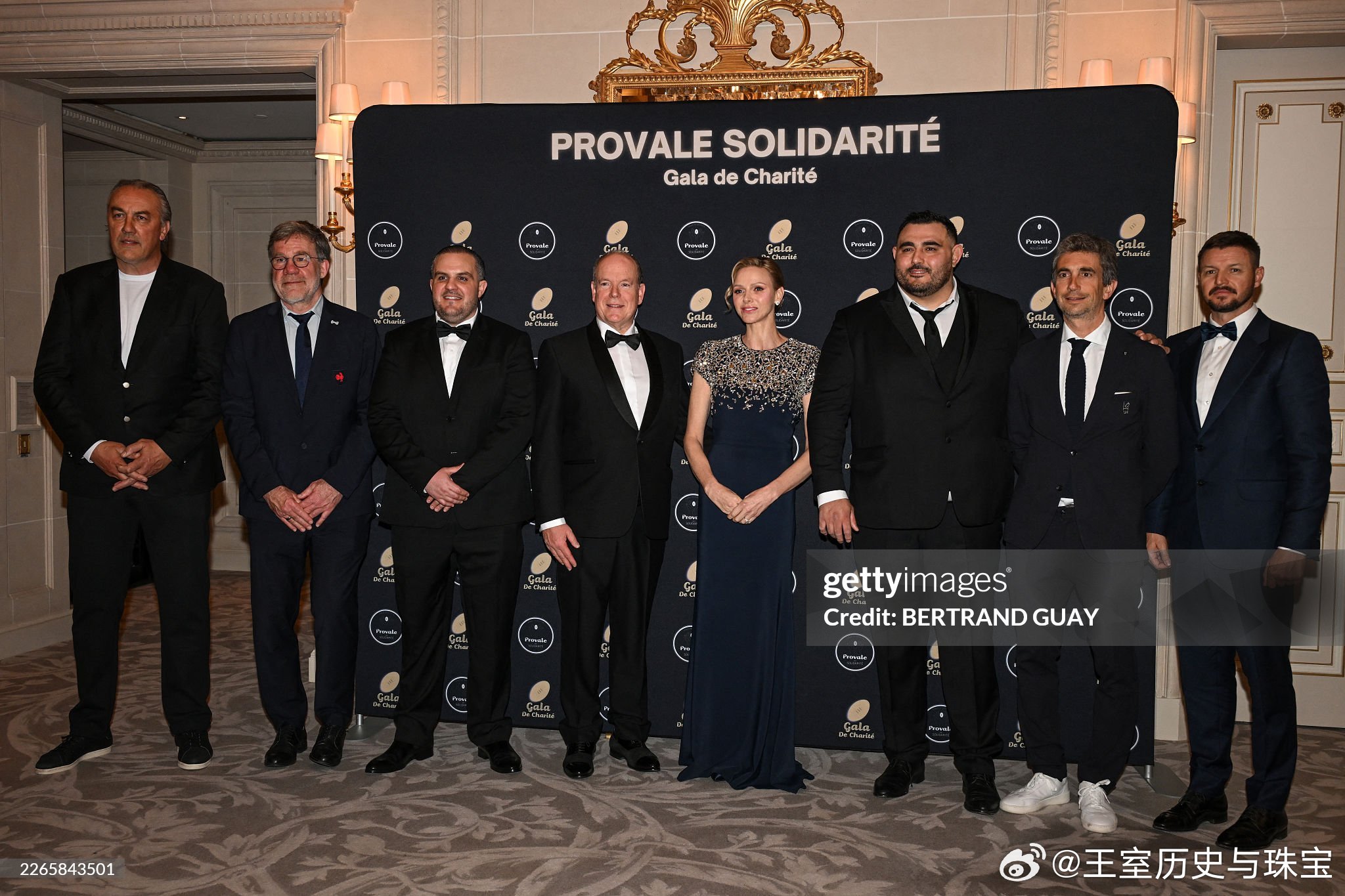 新闻 2026.3.13 摩纳哥亲王夫妇在巴黎出席由法国国家橄榄球运动员联盟（P