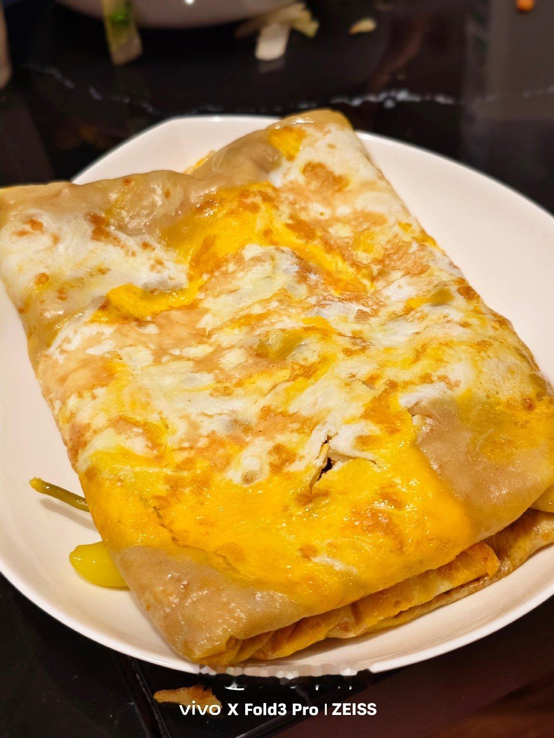 煎饼果子来一套吗？[笑而不语][笑而不语][笑而不语][笑而不语]  ​​​