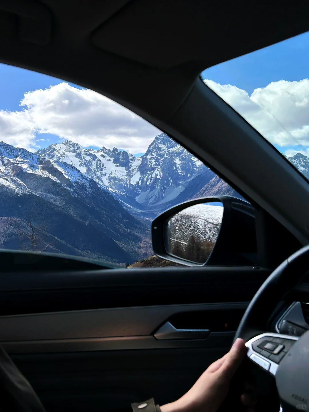 自驾旅游选什么车是向往山川湖海，还是偏爱城市漫步？选对车，让旅程事半功倍！如果你