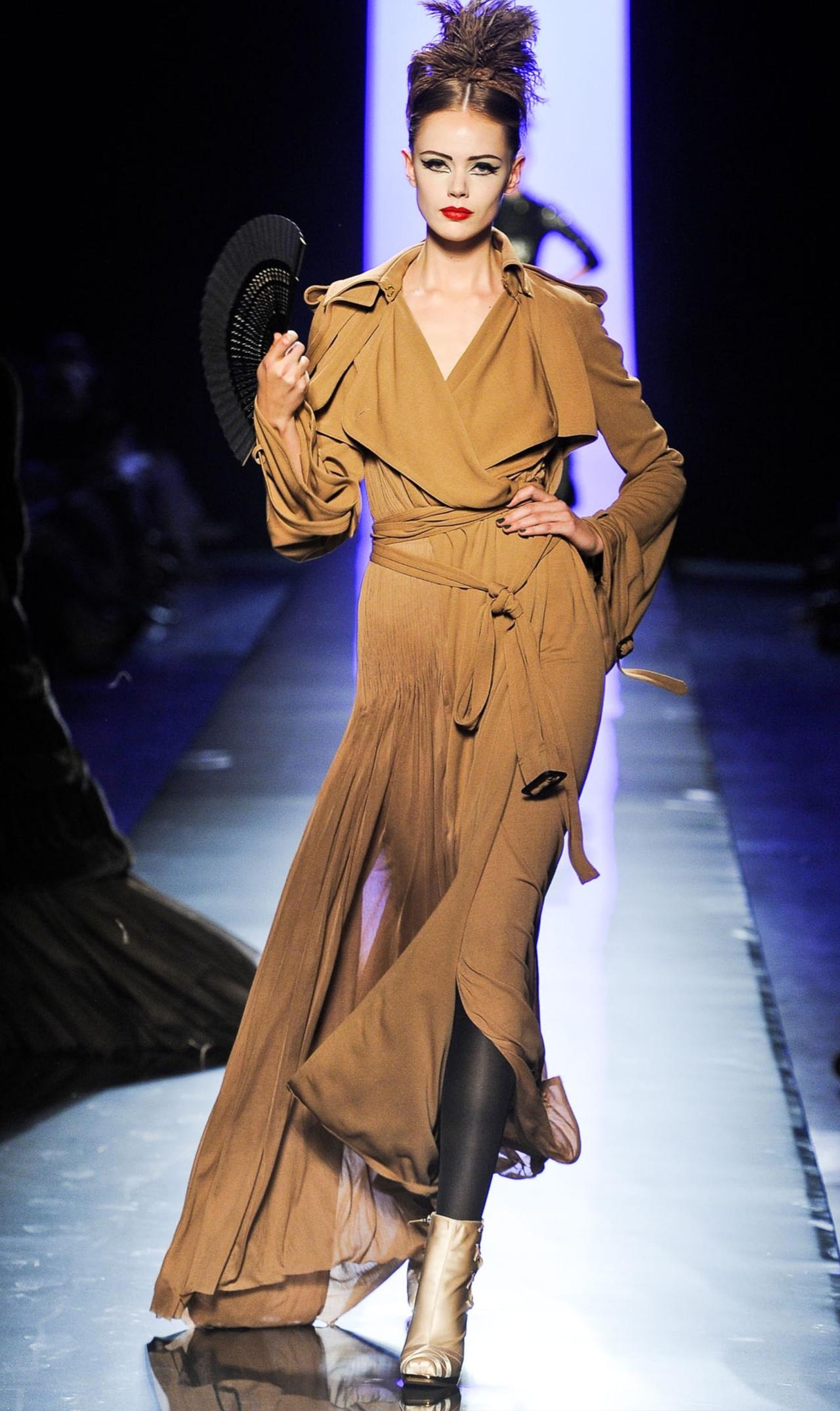 秀场回顾 | Jean Paul Gaultier2011秋冬高级定制系列

本