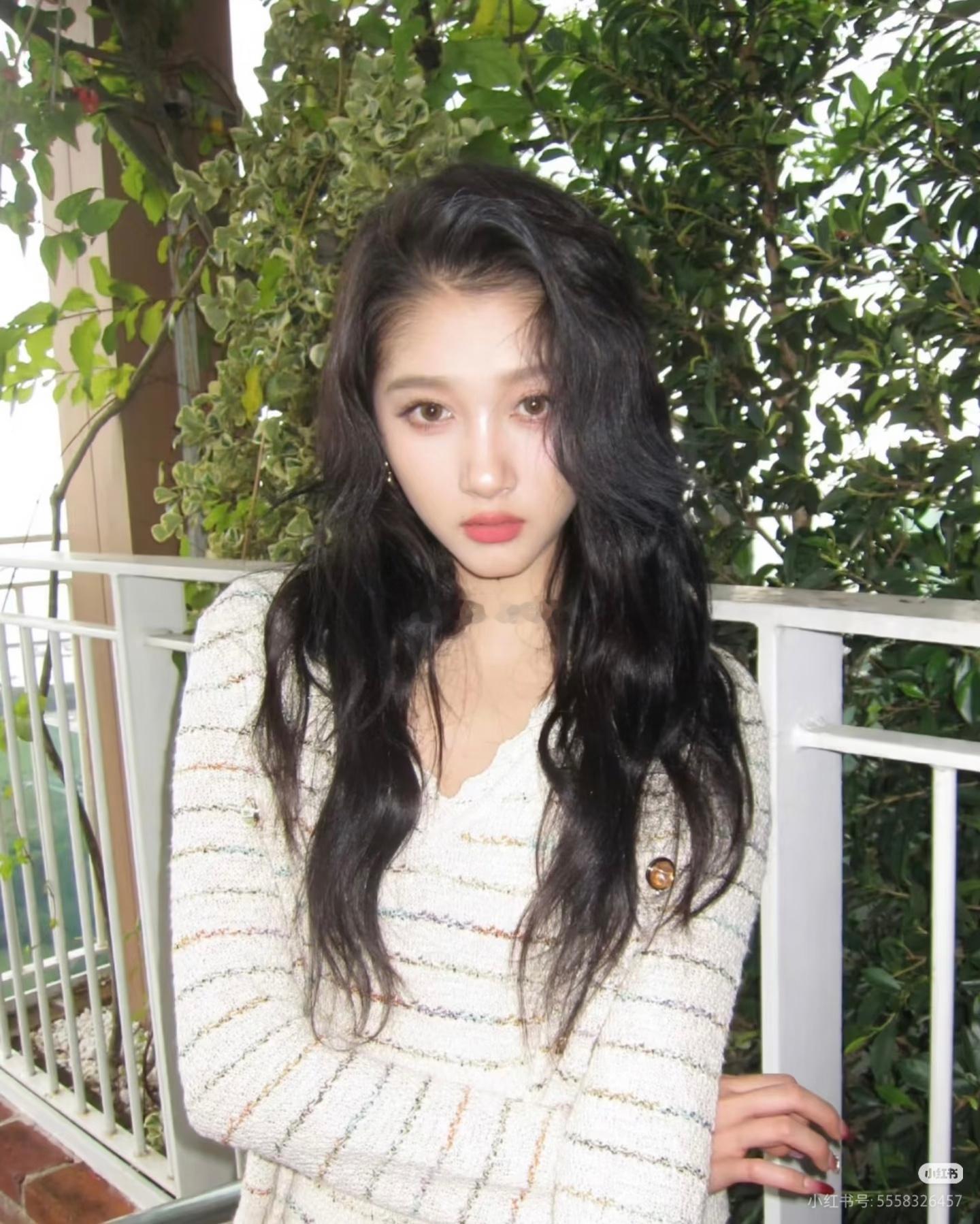 鹿晗关晓彤分手的时间哪个照片看出来了是鹿晗？总是这莫名其妙吧分手时间你们也知道？