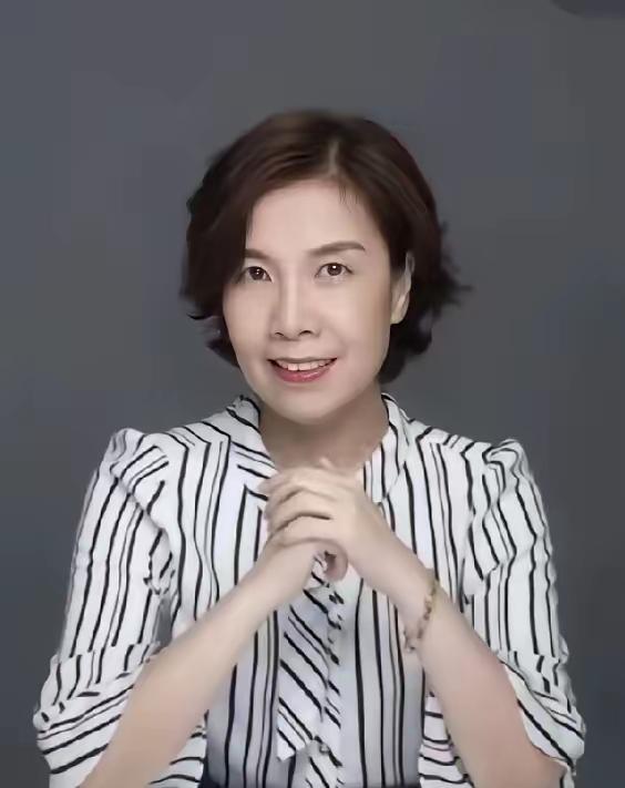 湘雅医院谷文萍，目前已经停诊。她今年58岁，还没退休。在美国斯坦福大学镀过金，医