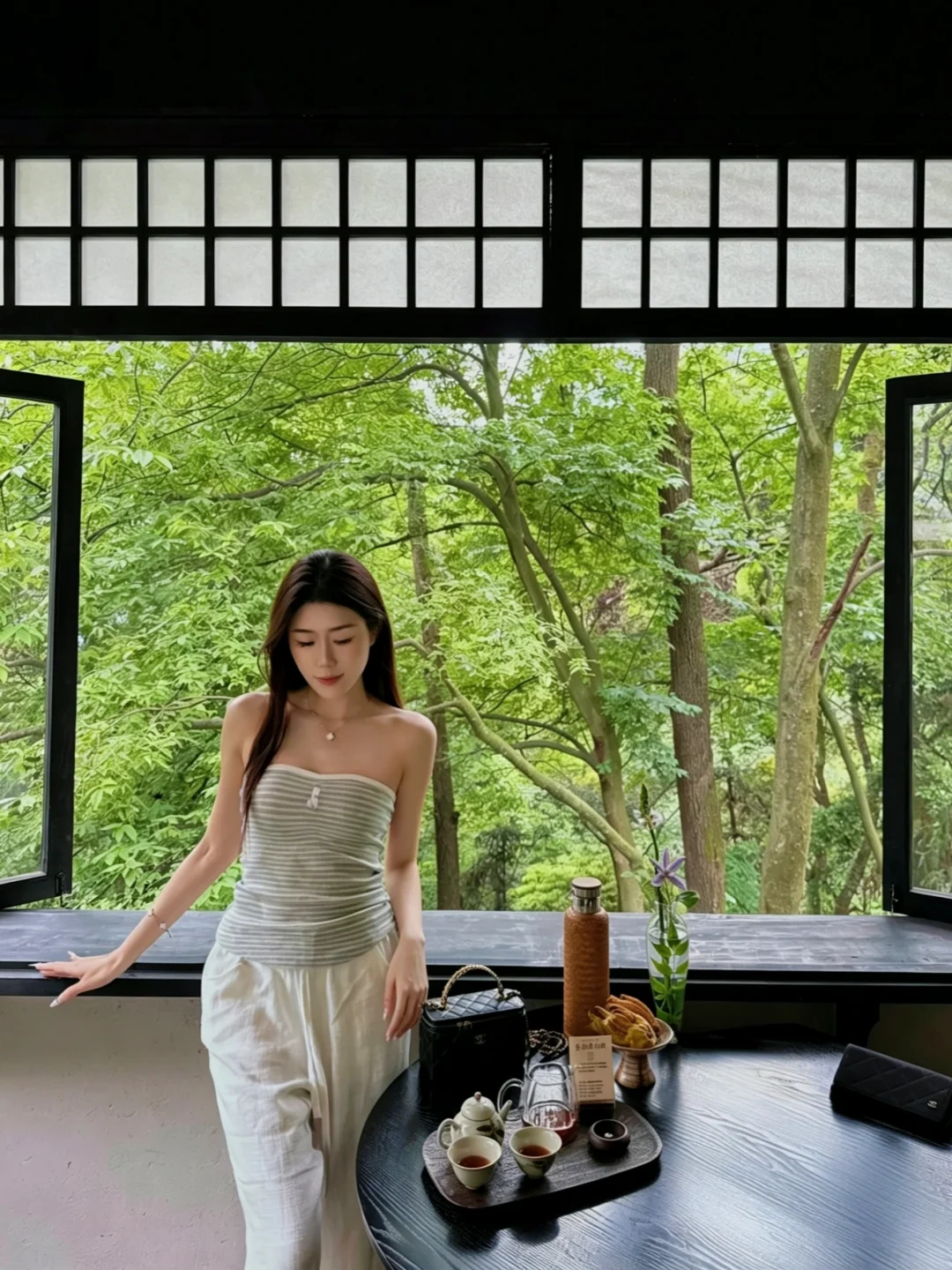 去山林吸氧 一起去山林里吸氧