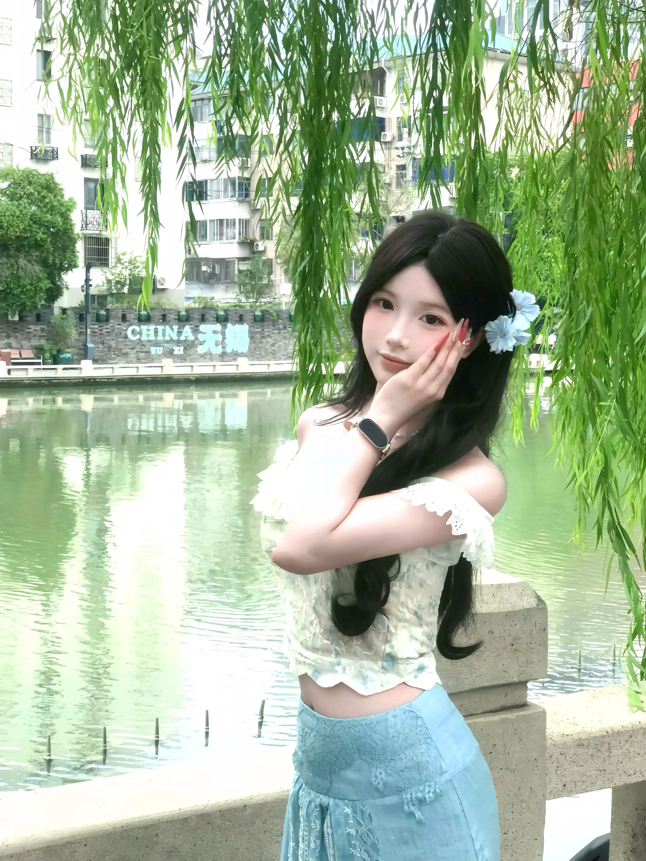 如果我是一滴尿就好了 这样落在你身上你就会在意我了