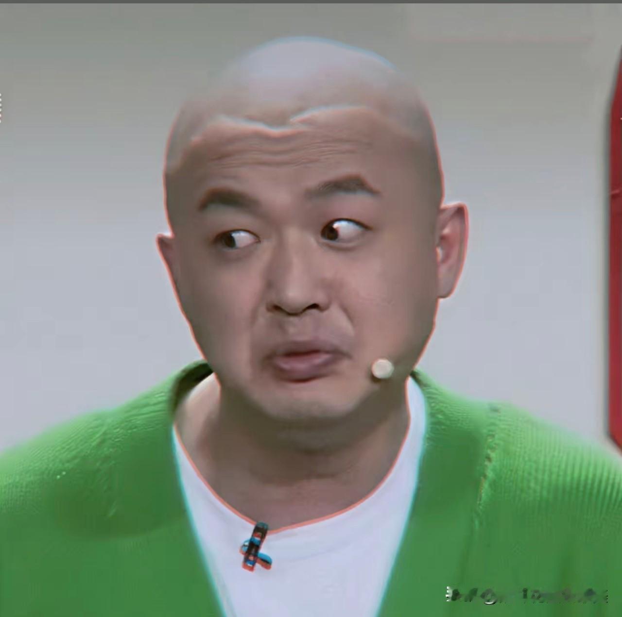 包贝尔新剧导演署名被连夜撤下这件事，

我仔细看了时间线。

开播前几小时宣传物