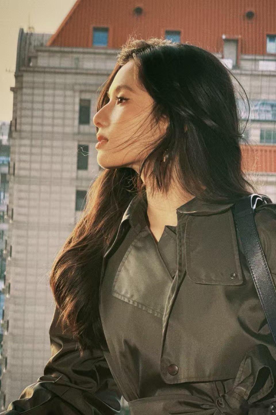 张婧仪抓住阳光的瞬间张婧仪阳光的宠儿张婧仪阳光的宠儿，好美，好好好 