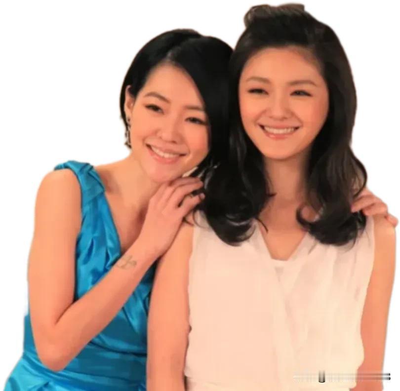 现在小S终于超过大s了。小s现在有工作，也有代言和广告。三个女儿培养的也比大曲线