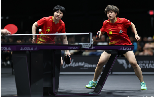 蒯曼/王艺迪3-0大藤沙月/长崎美柚，晋级乒乓亚锦赛女双决赛