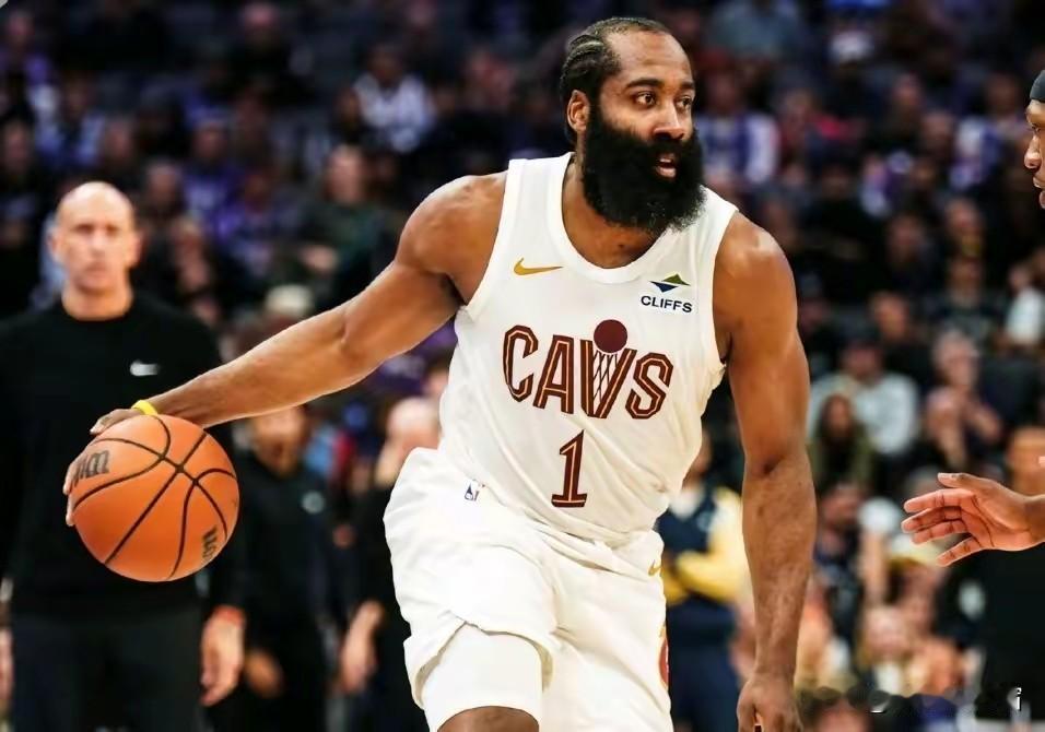 还是我们熟悉的哈登吗？继上一场拉跨之球队输球之后，今天对阵雄鹿全场10投7中，划