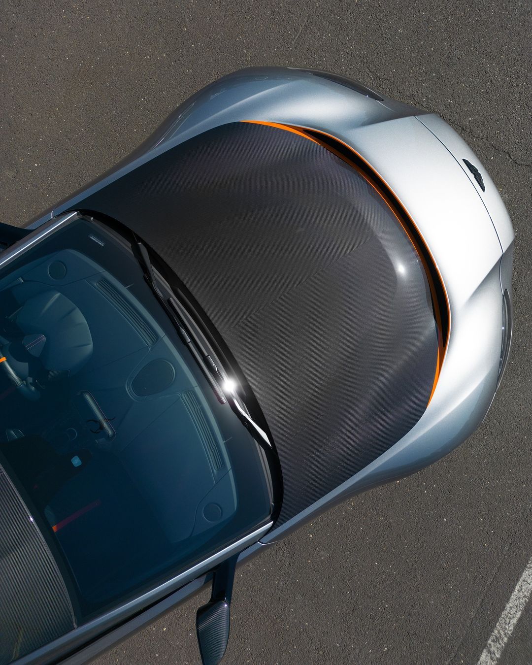 阿斯顿·马丁 V12 Vantage ​​​