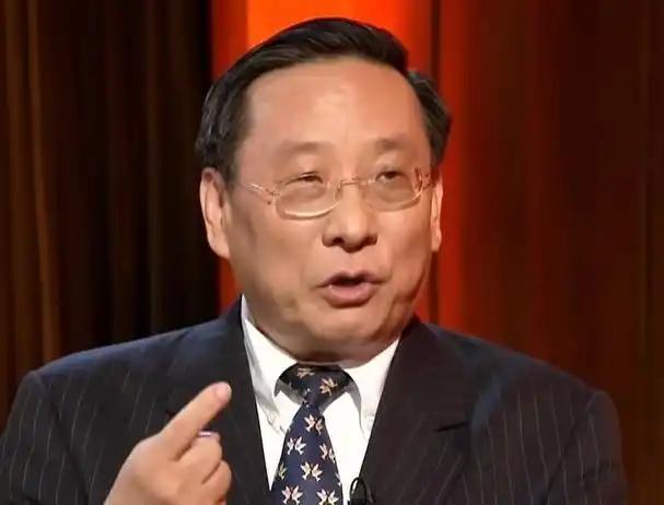 [月亮]高志凯提出了一个大胆的设想：台湾可以来一次“西安事变2.0”。既然和统的