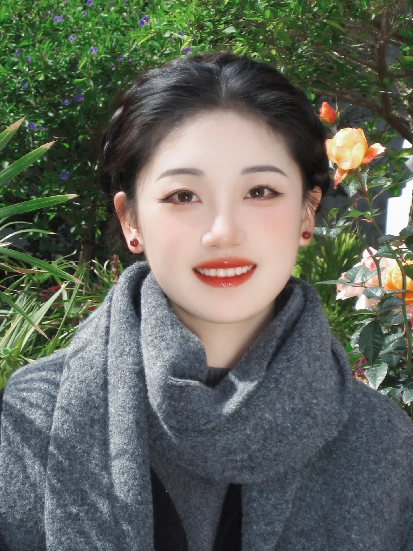 龙年大吉，万事胜意。