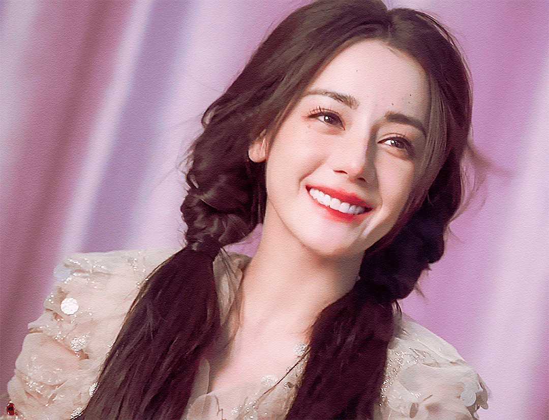 心软软~热巴本身就是一个很美好的小女孩是天使来的！迪丽热巴主动让出凉快座位 迪丽
