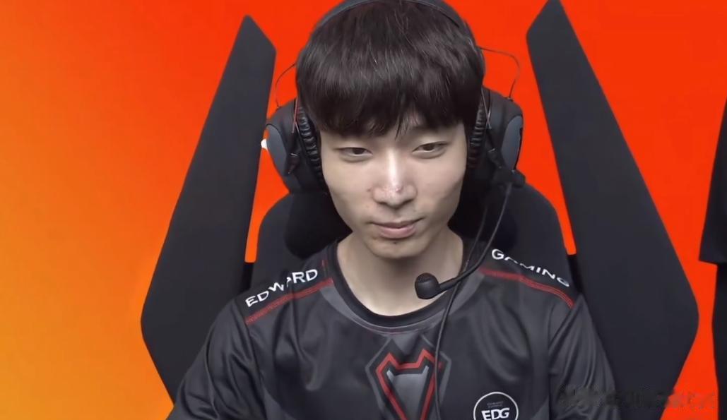 Leave回归LDL乱杀！2场战绩18-4

Leave被EDG下放至LDL后，