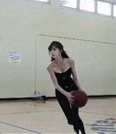 现在的AI越来越真实要不是动作太夸张，真不好分辨！ 