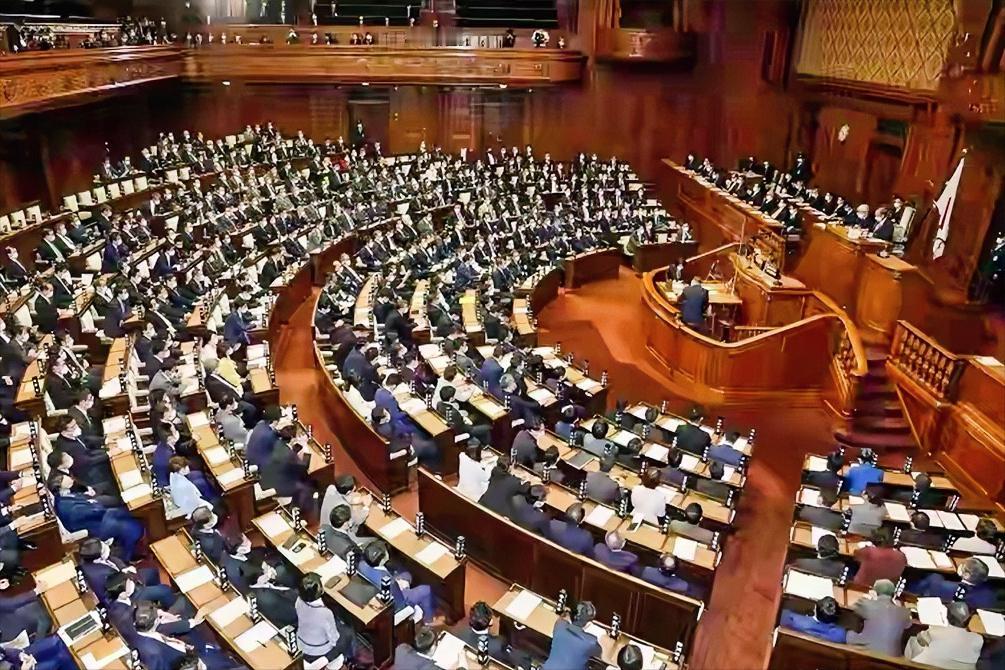 高市早苗已经解散了日本国会，这场60年来首次在国会例会开幕日就启动的“突袭式”解