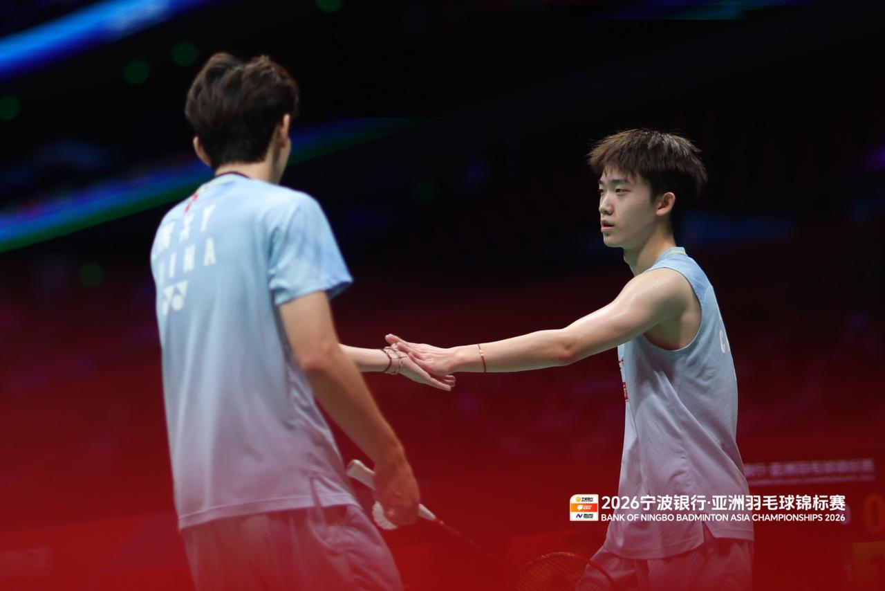 胡珂源/林祥毅顺利晋级 | 亚锦赛首轮战报

胡珂源/林祥毅 21-15、 21