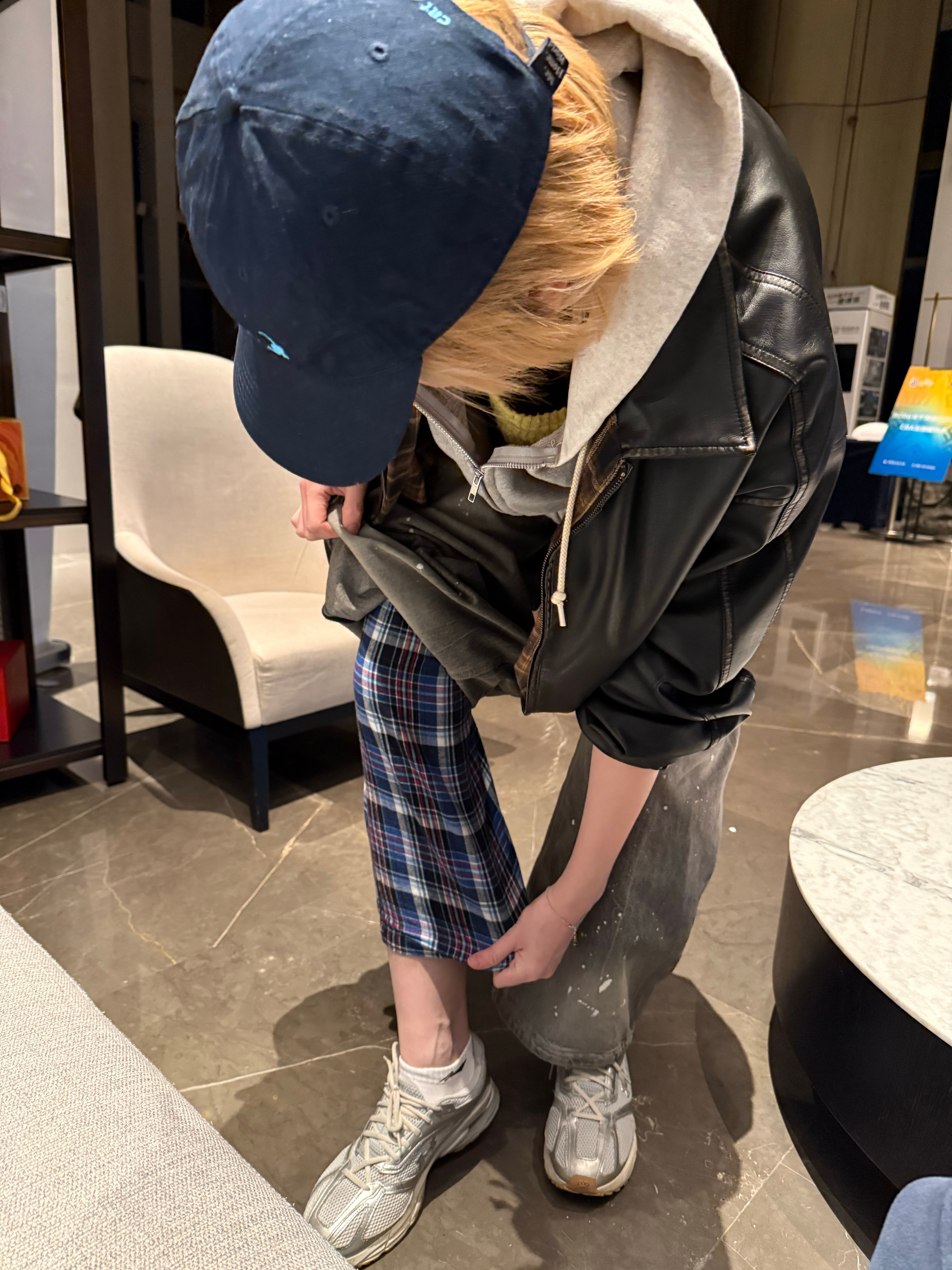 夜半大堂嗨聊一个多点然后决定明天下河捞蚌👯♀️胡豆的日常碎片胡豆的碎碎念 诸暨