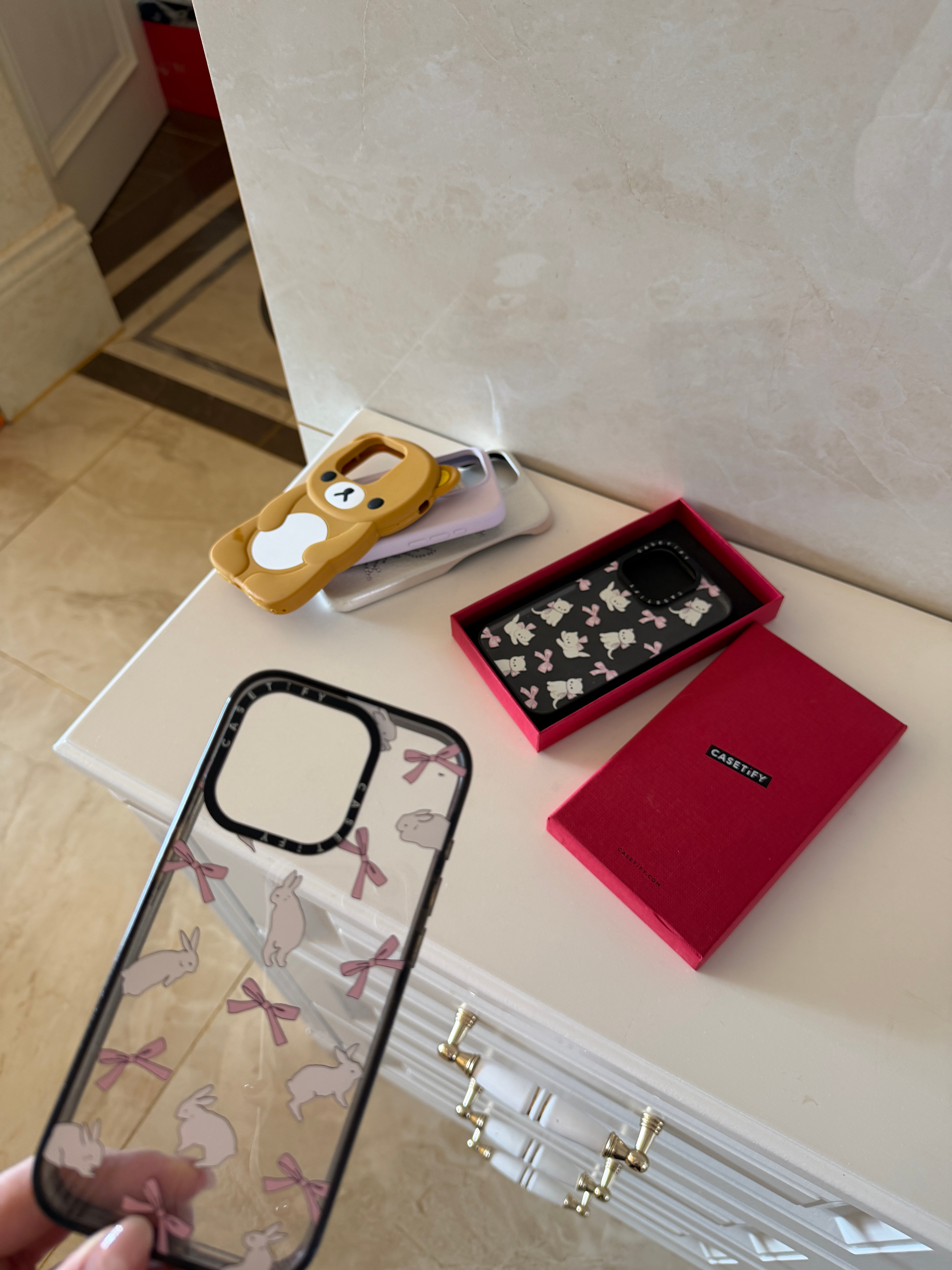 龟 找到了15pro的手机壳 这些都是挺新的几乎没用过的 抽个姊姊送（莫嫌弃[泪