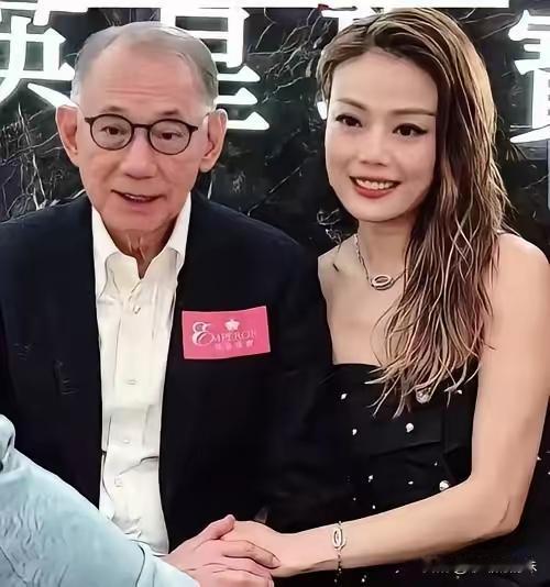 容祖儿这辈子大概再难真正随心所欲了，可不是唱功不够出圈，也不是路人不喜欢她，是8