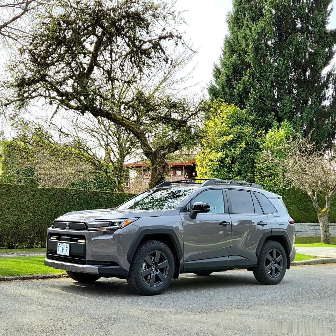 今年从过完年开始，这人就没停下来过，我不知道车企在这3个月里到底发了多少新车？反