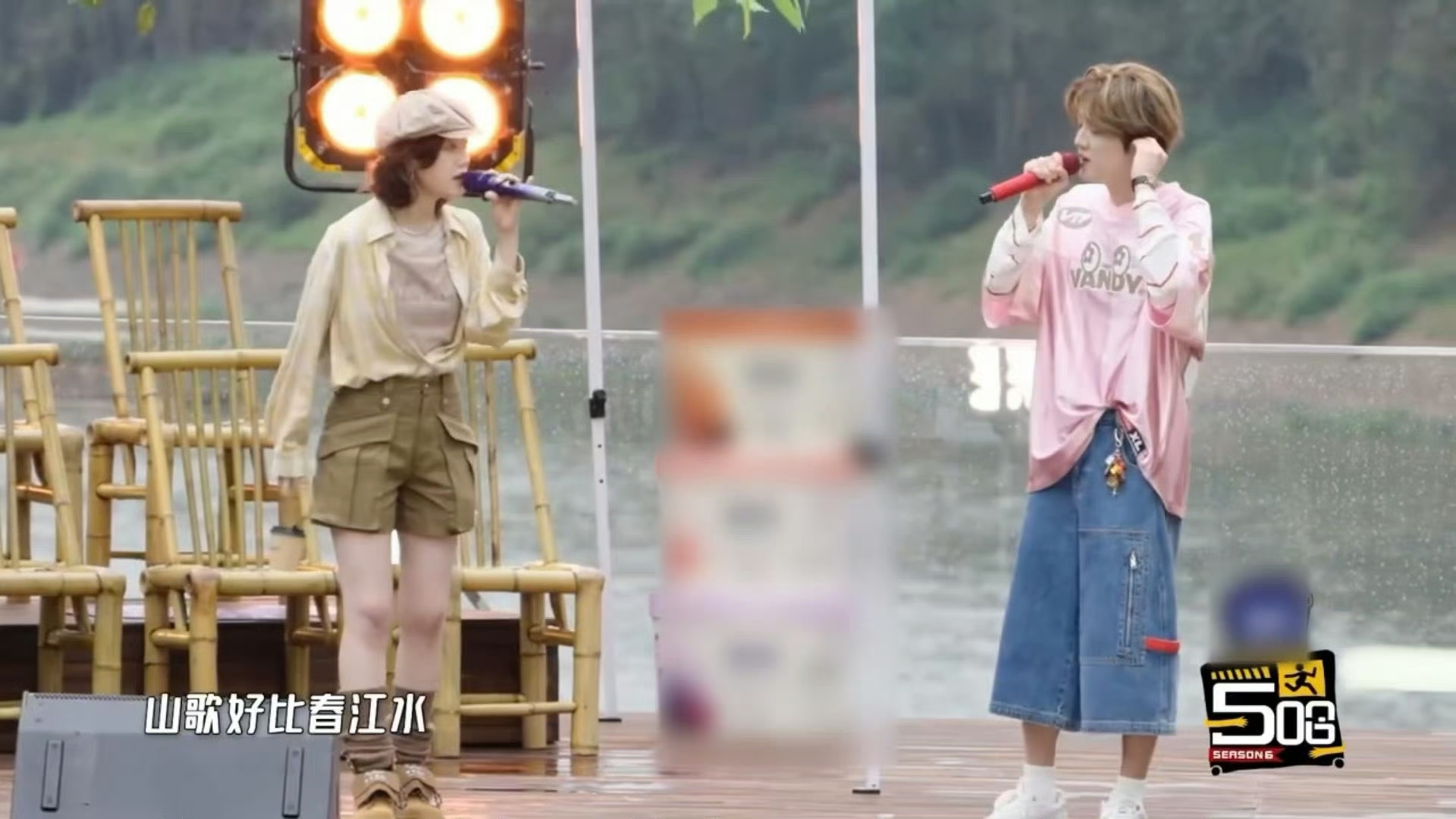 鹿晗唱歌彩排都想着表演跳水哈哈哈哈哈鹿晗山歌彩排业务能力拉满，稳定唱功尽显专业素