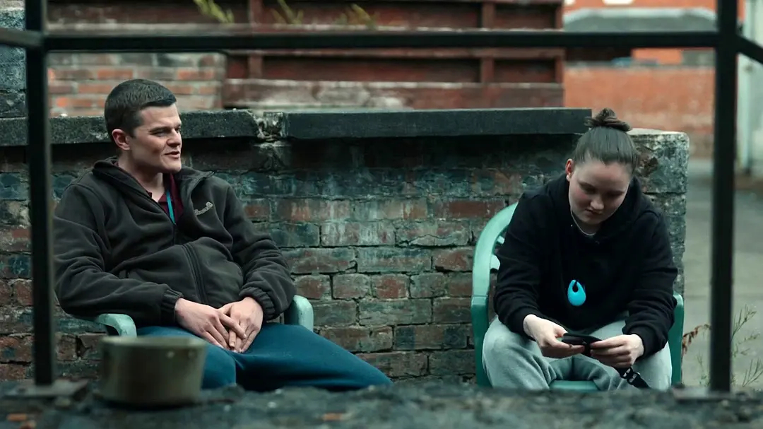 每日一片 《妥瑞氏与我》（2025）曾以《天伦之旅》闻名的英国导演柯克·琼斯暌违