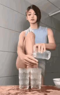 美女做的饮品，谁能给取个高端大气的名字？