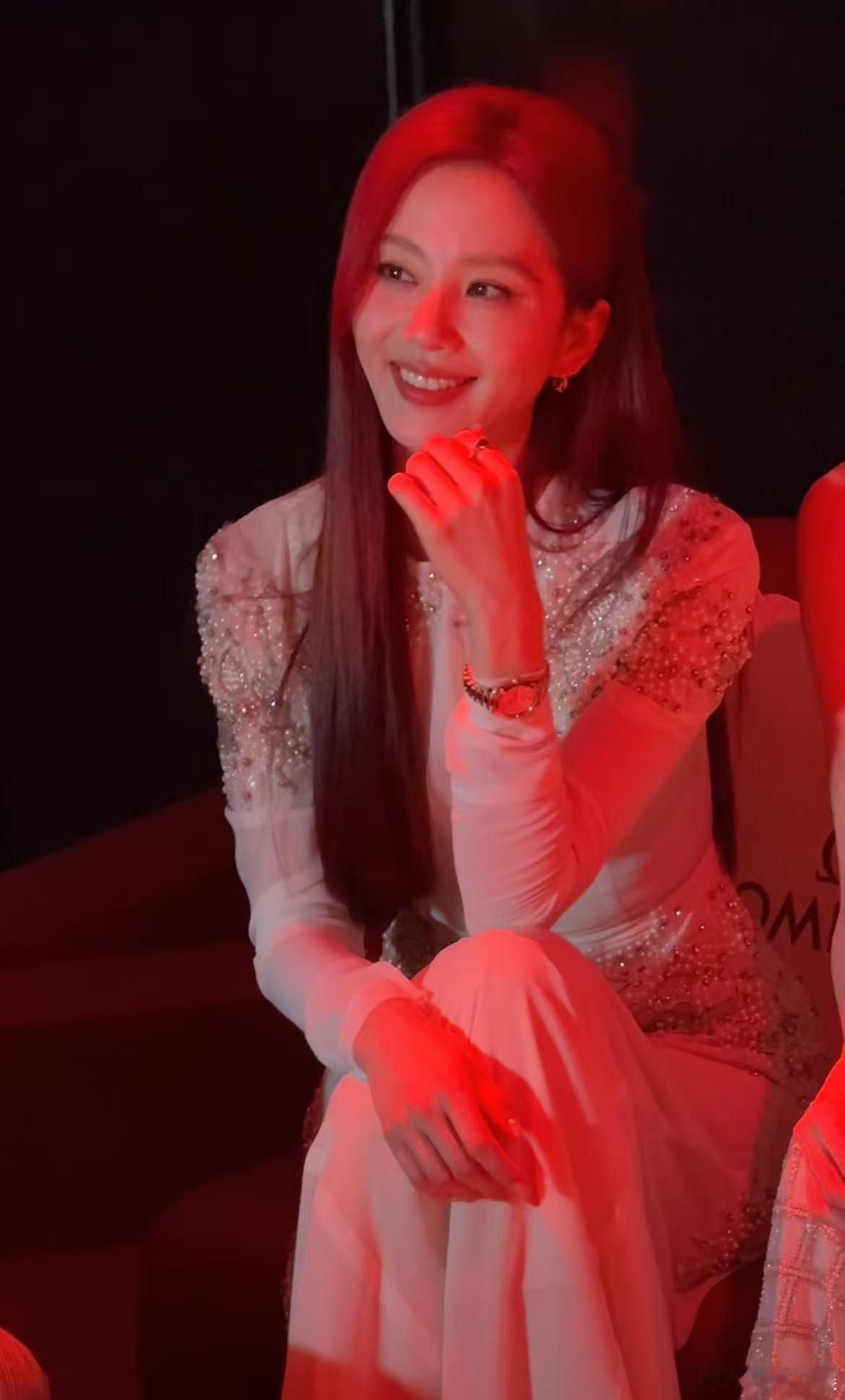 刘诗诗这个live刘诗诗这个live太迷人了刘诗诗这个live太迷人了，好美啊啊