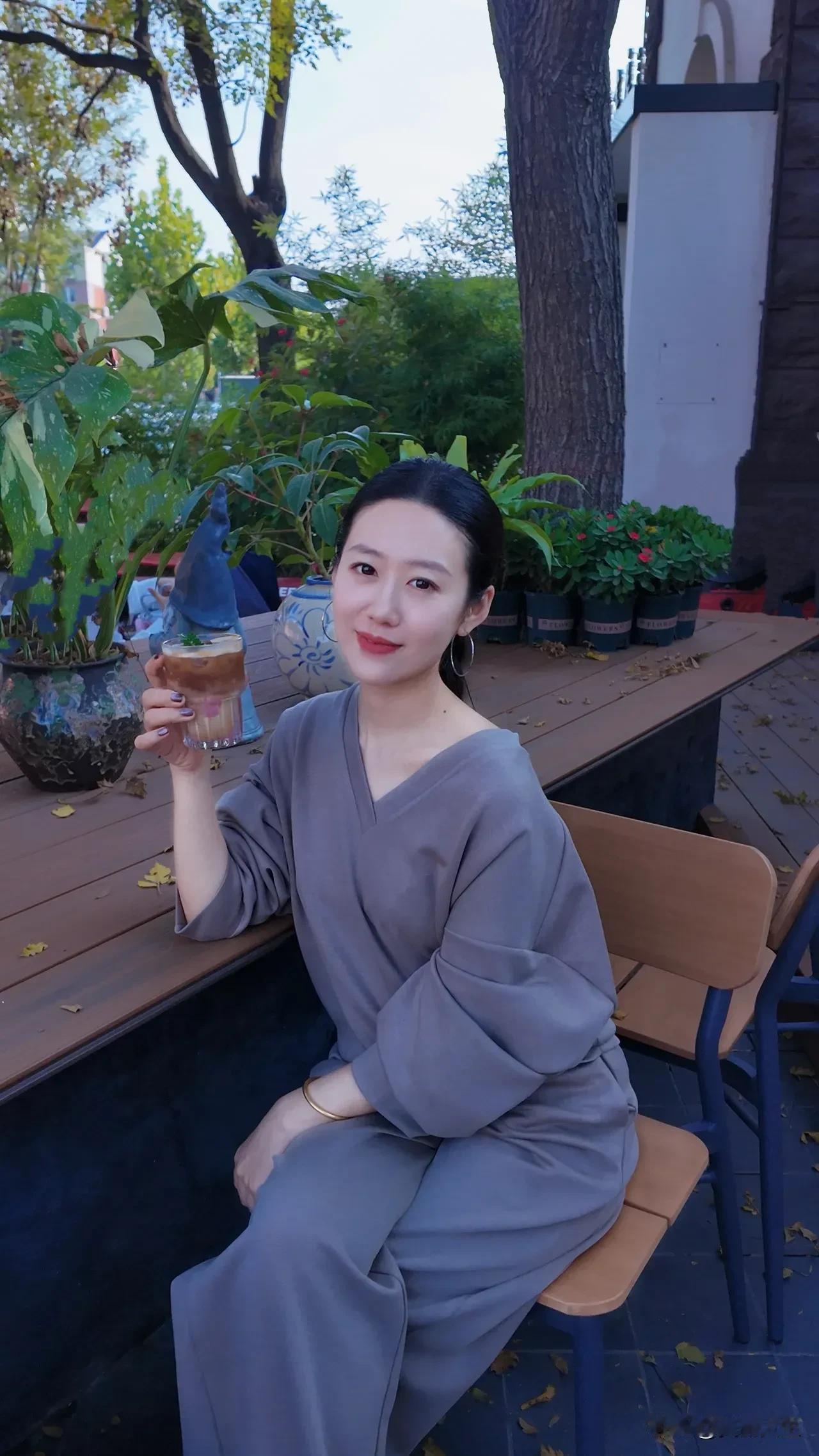 家门口的秋景🍂🍂🍂很美！