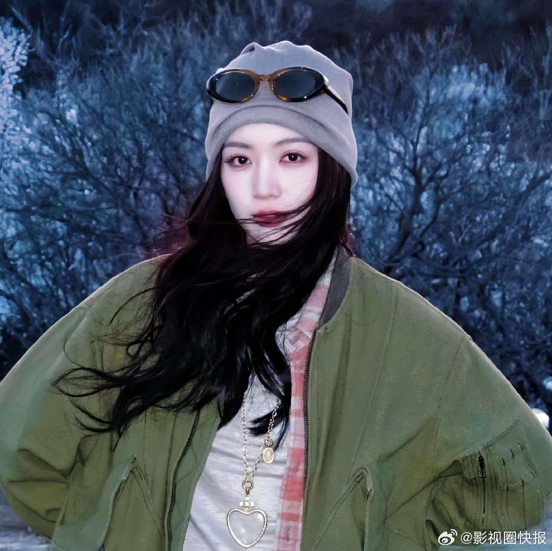 代露娃剧综双官宣 满载期待奔赴新途，剧综联动绽放光彩。代露娃以演员身份深耕创作，