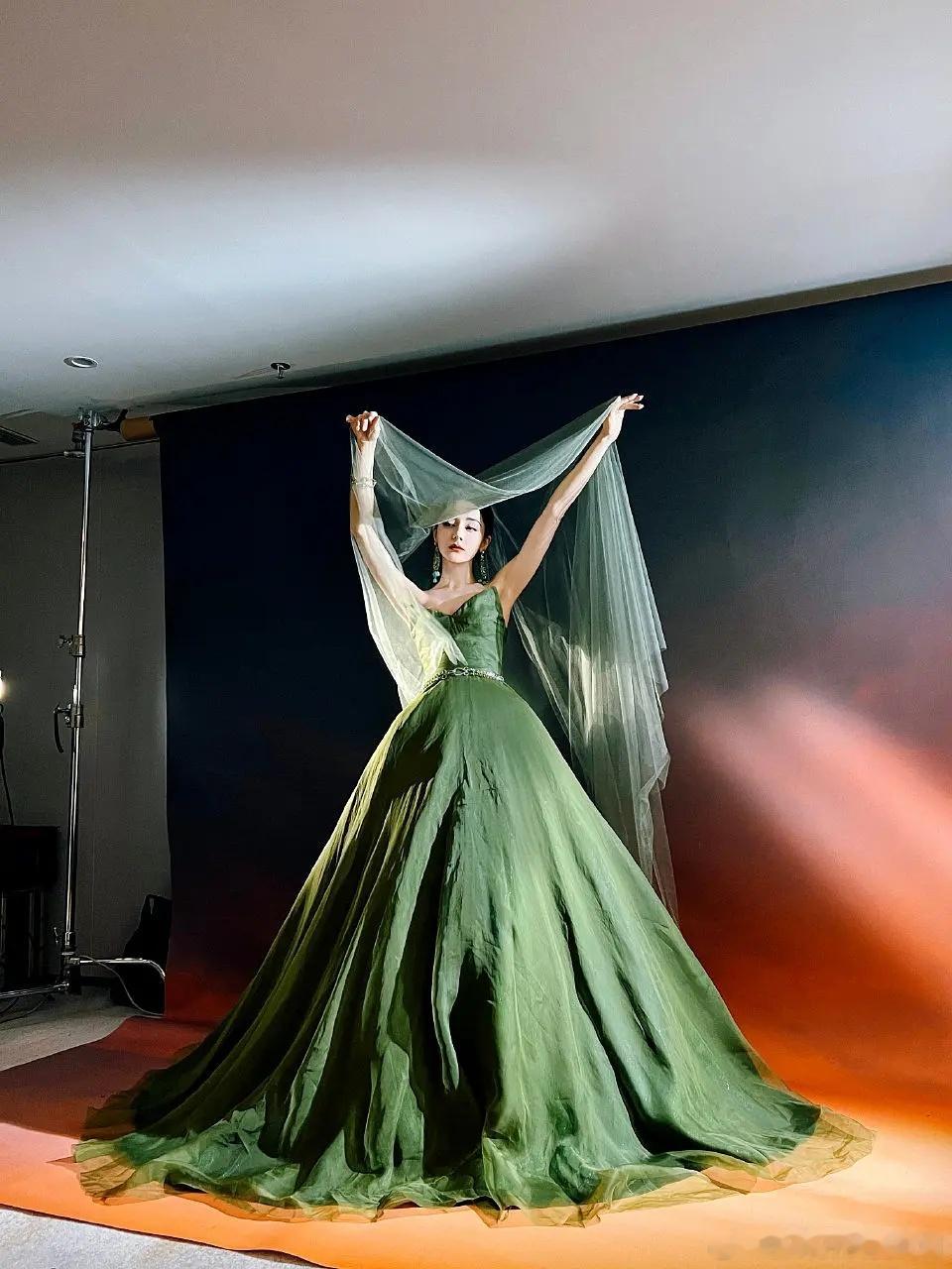 今晚最佳  迪丽热巴 ​​​