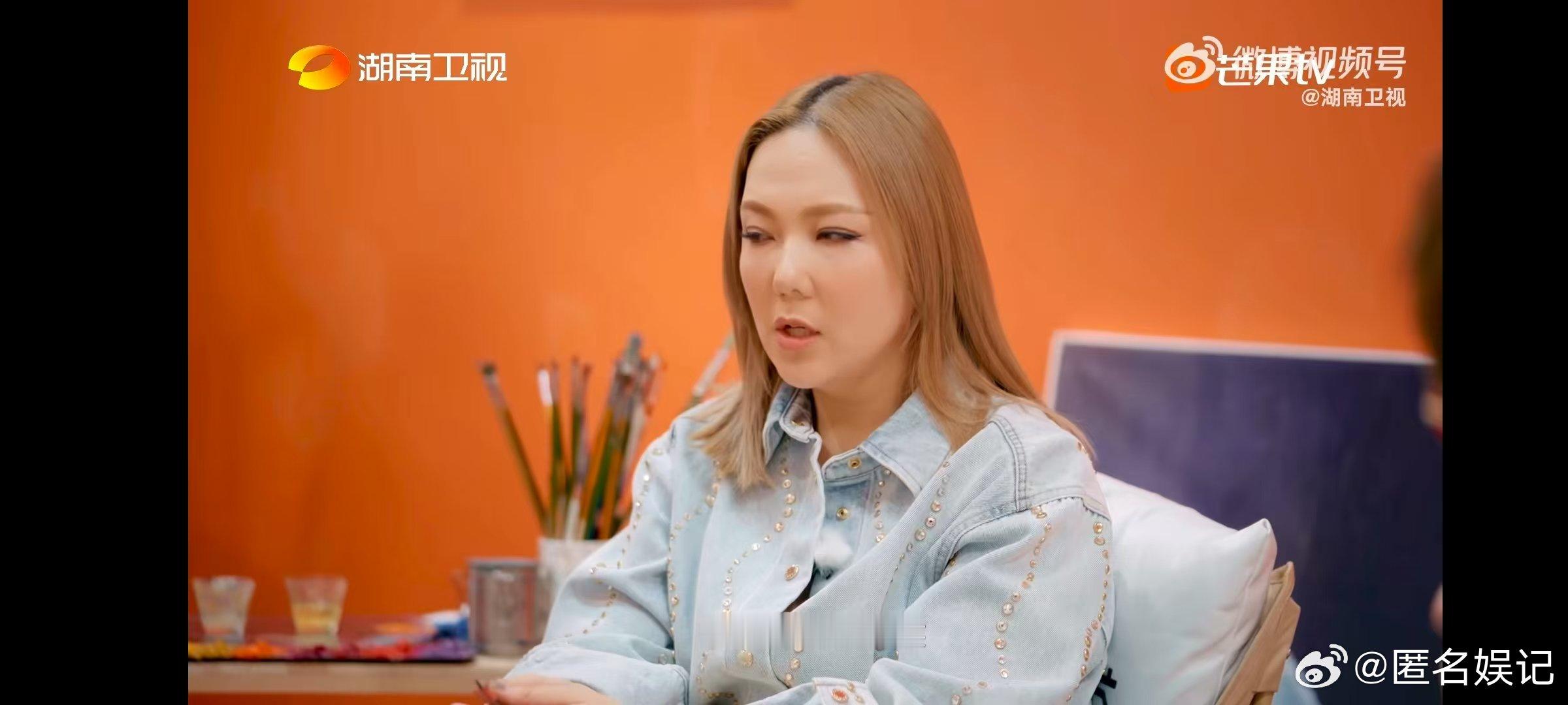 Janice衛蘭[超话]卫兰感恩雪藏经历让自己长大湖南卫视背后被雪藏8年，卫兰在