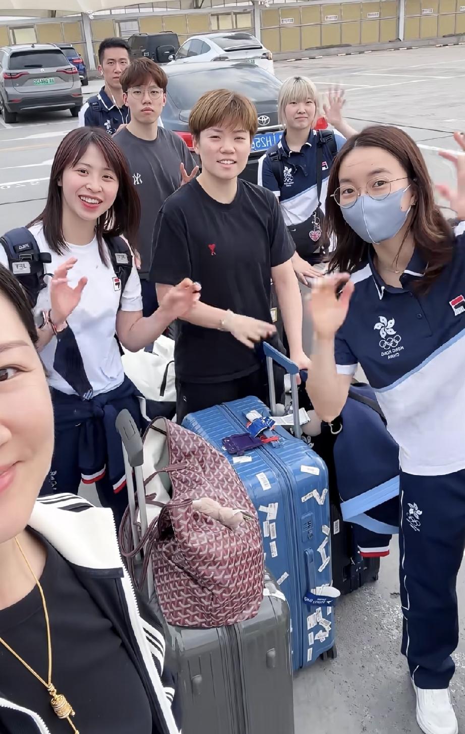 杜姐带着大部队，来京参加北京大满贯比赛了。日本的住宿位置也给定下了。
看杜姐容光