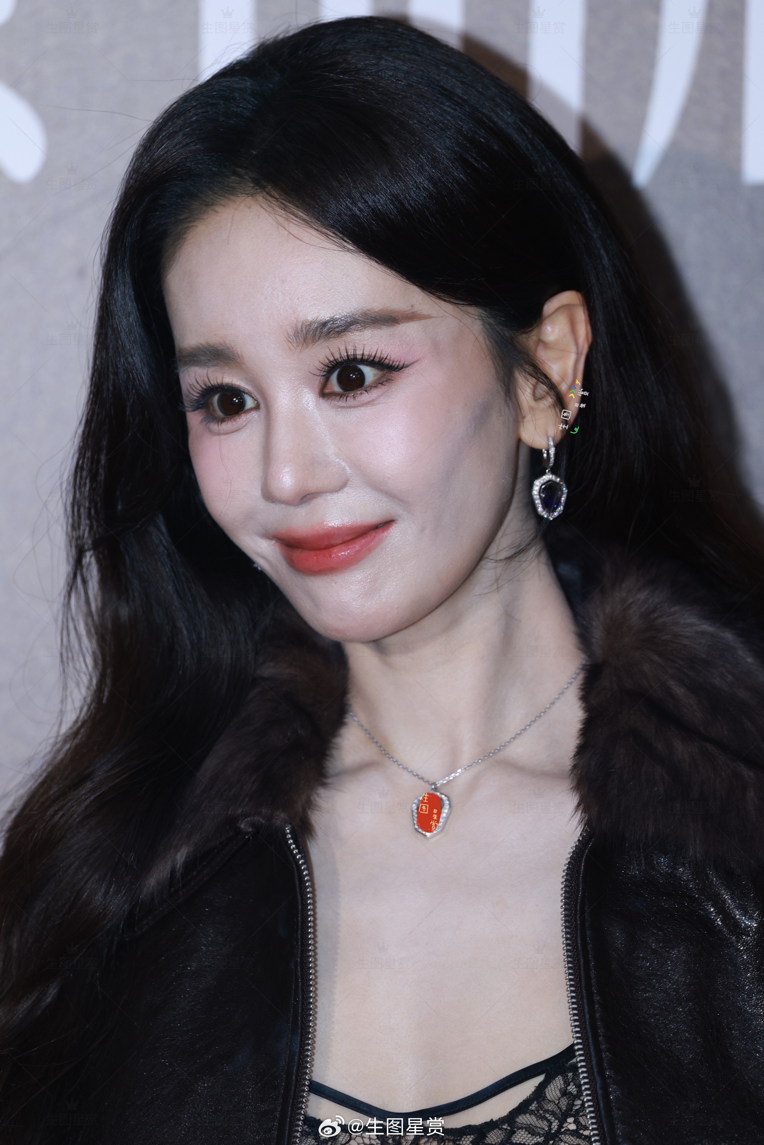 明艳大美的海陆，大眼睛闪闪亮亮✨2026品牌秋冬时装秀一组新图 ​​​