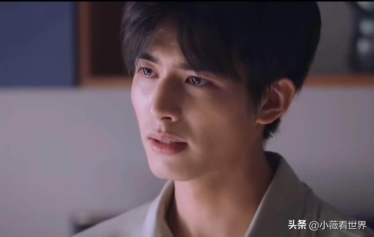 怎么会有人说宋威龙没有演技的呢？《以家人之名》里的凌霄可是招惹了多少人心疼的眼泪