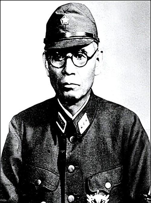1944年，冈村宁次侄子在山东潍坊被八路军俘虏，冈村宁次用40多名被俘干部用以交