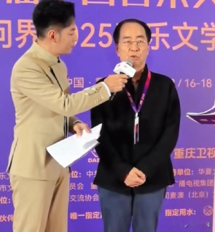 韩红《天路》演唱了这么多年，竟然没给词曲作者1分钱的费用？！

这太违反常理了。