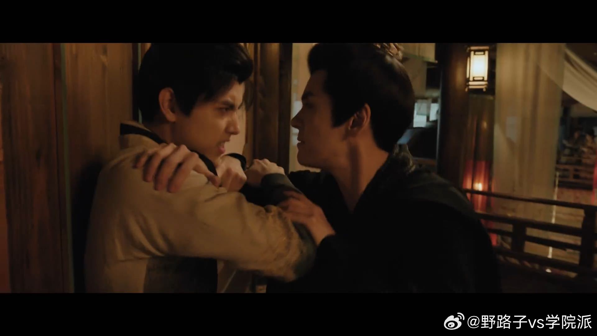 白日提灯两男争一女陈飞宇魏哲鸣新剧演情敌 《白日提灯》正式定档0328，定档预告