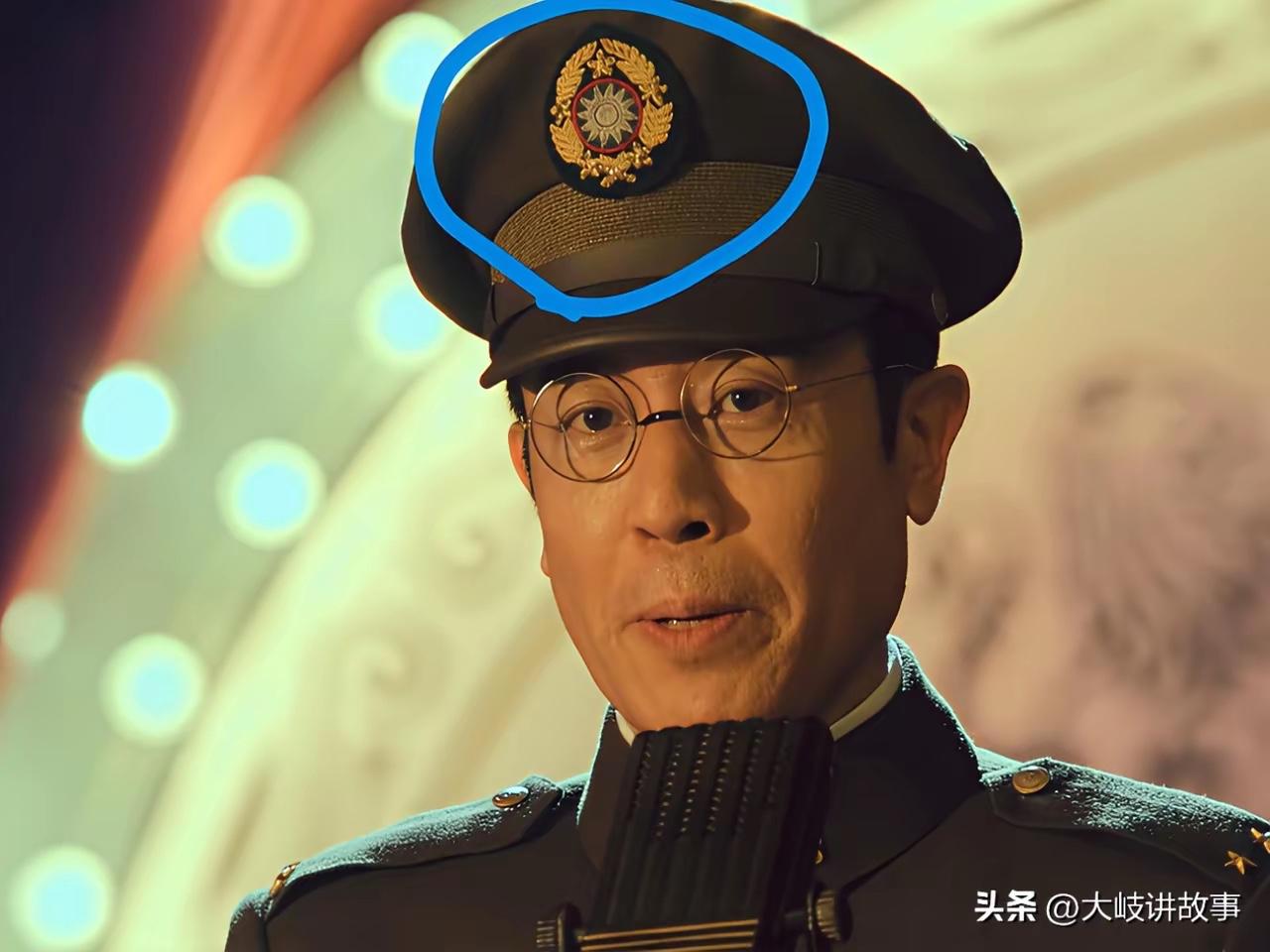 大家有没有发现，电视剧《沉默的荣耀》中，吴石、聂曦还有司机小钱，仔细看他们的帽徽