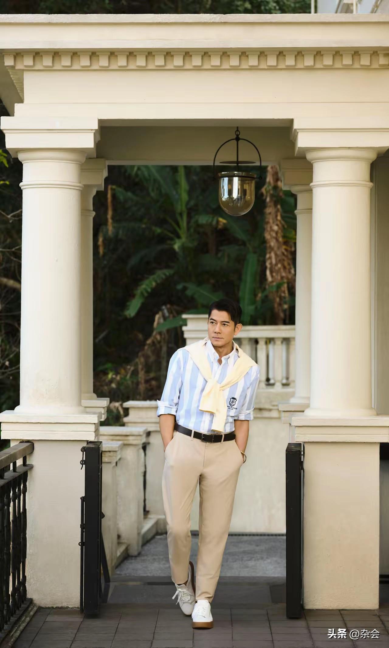 从90年代的摇头晃脑，到如今60岁拿下全球代言，郭富城依然是那个时代符号。品牌选