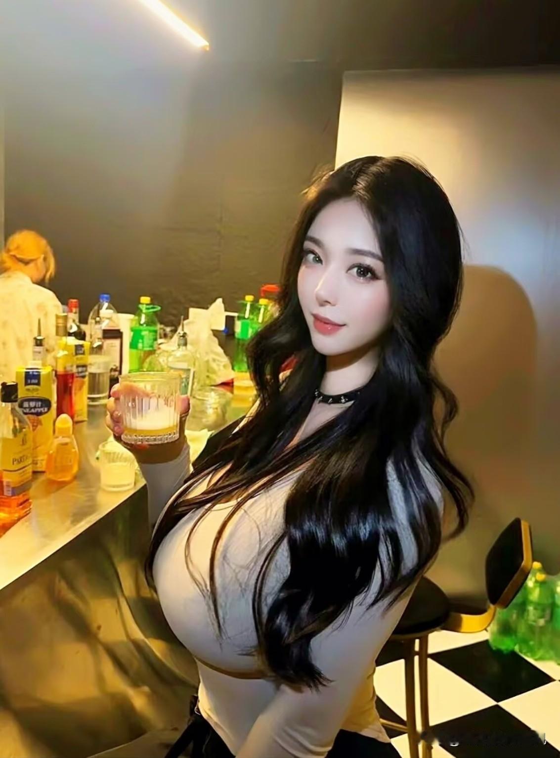 我真不同意“命运天注定”这话！
 
你看那些出身普通却咬牙逆袭的人，那些跌到谷底