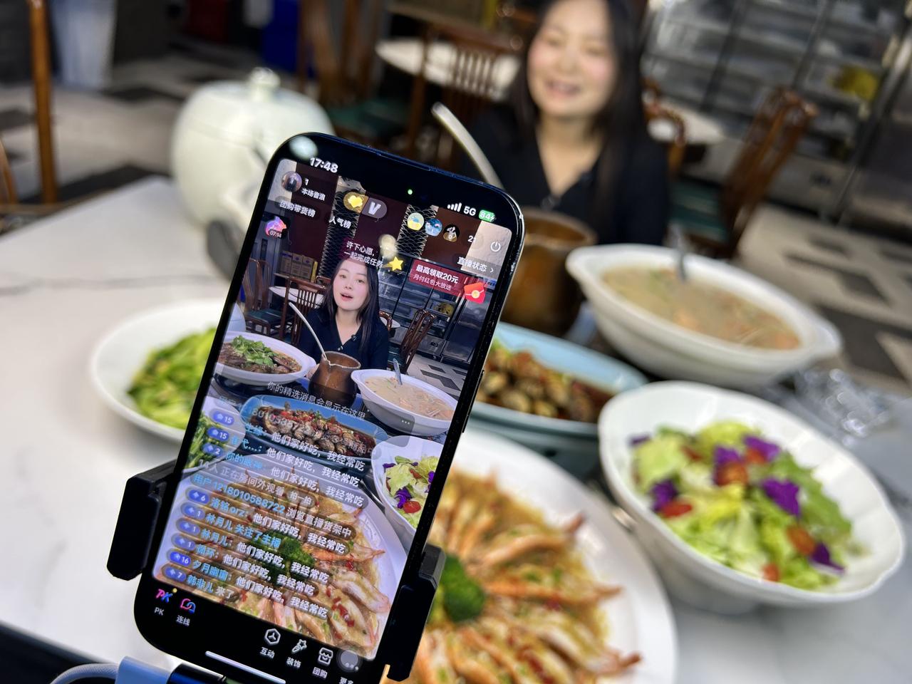 莫黎老师是湖北十堰“莫黎团队”的创始人，抖音官方认证讲师，2024-2025年度