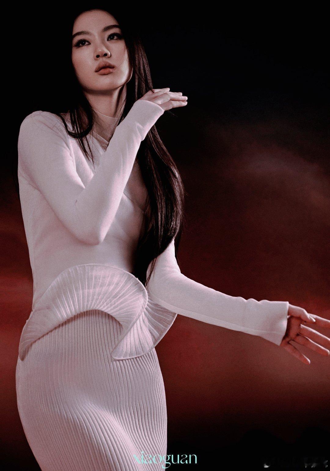 单依纯跨年串烧单依纯江苏跨年串烧江苏卫视跨年演唱会直播，单依纯串烧舞台 