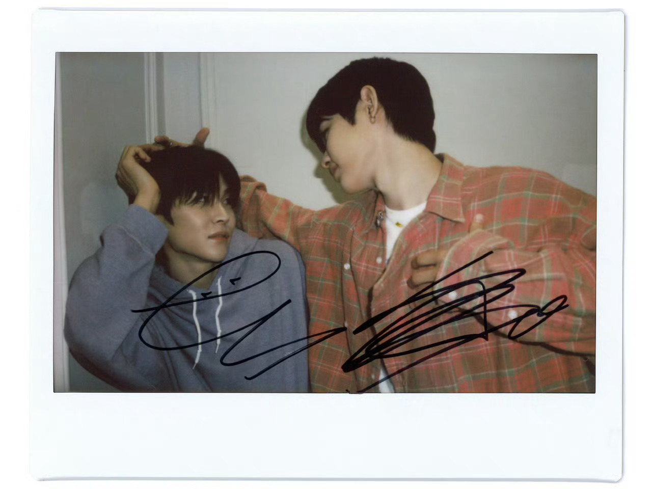 【🪑】大酱哥和小石妹 