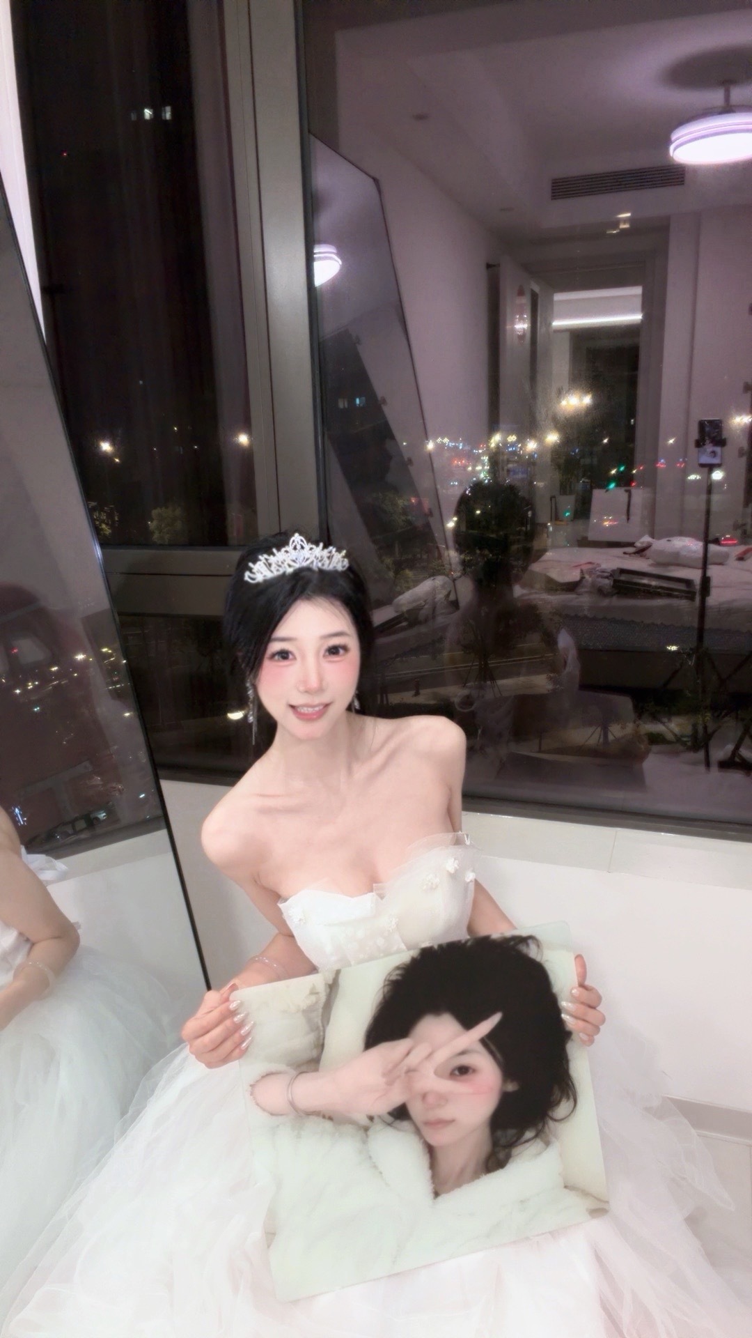 嗨皮绷丝带兔咪 ​​​