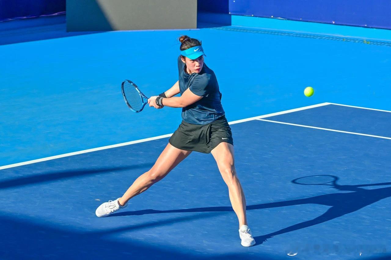 🏆🇨🇳六安W15 女单决赛🇨🇳张莹7-5/6-3🇰🇷崔恩柳中国球员