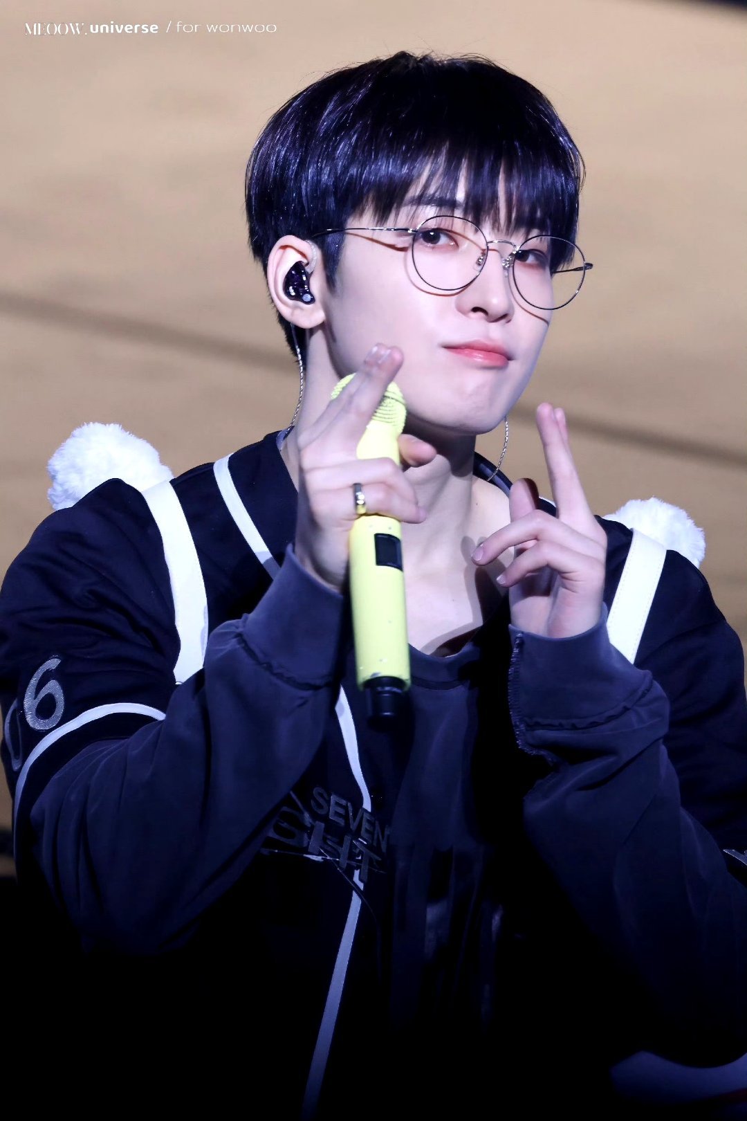 Wonwoo全圆佑svt唯一全球top全圆佑 《那年今日》可爱ᥫ᭡帅气的圆佑圆?