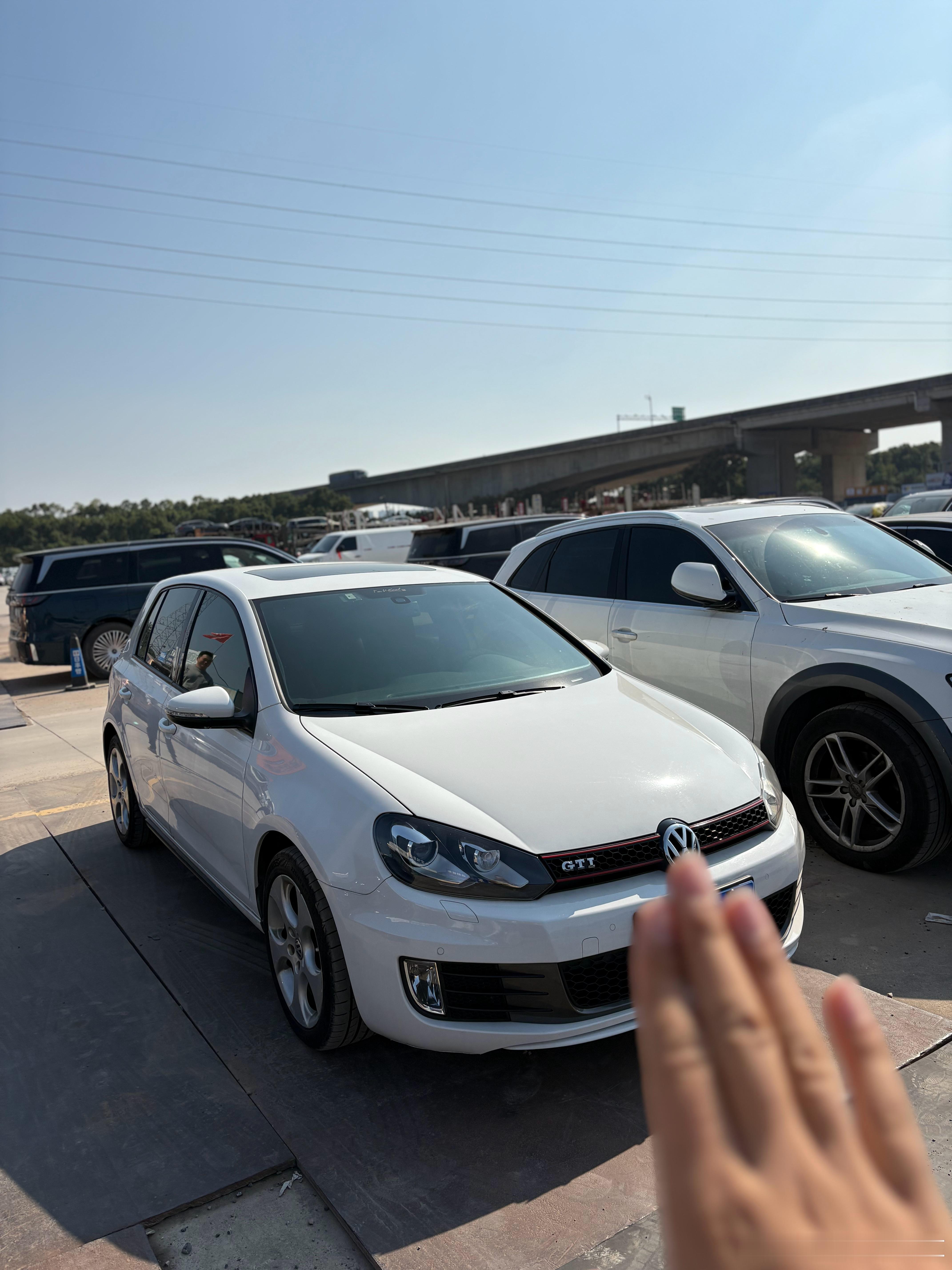 极品继续 物流园取车中🚗10年GTI 一手到店 仅13万公里素车 整备刚做 马