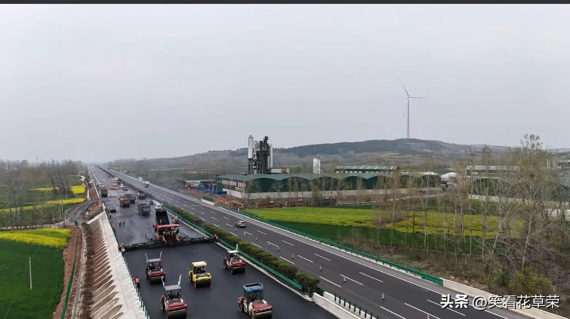 京台高速，蚌埠到合肥段，力争今年五一劳动节放行通车。
也就是一个月的时间

目前